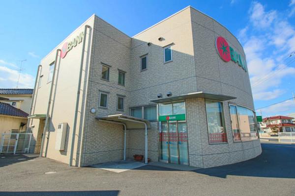 トマト銀行高島支店：654m
