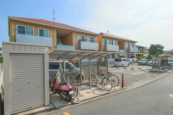 アットホーム原Ⅱ　A棟 外観