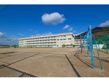 岡山市立芥子山小学校：413m