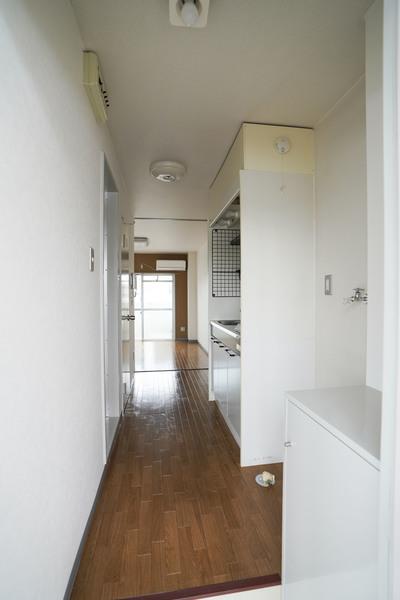 ホーメスト中島B 部屋画像