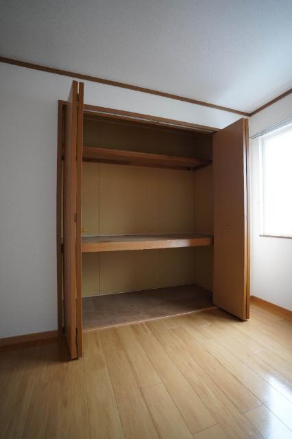 メイツクレストールA 収納