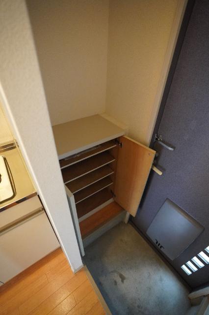 フローラル東岡山A 部屋画像
