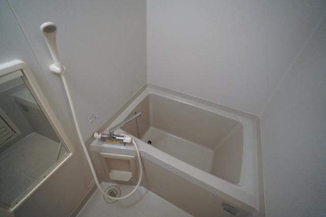 フローラル東岡山A 部屋画像
