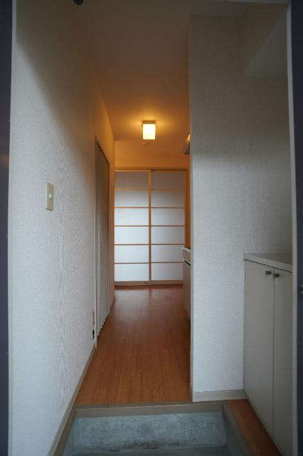 フローラル東岡山A 部屋画像