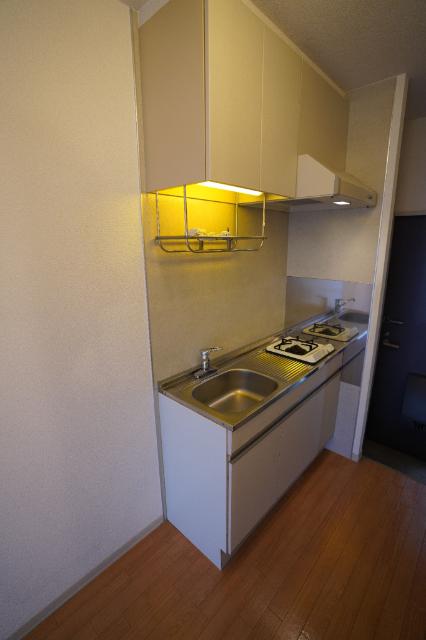 フローラル東岡山A 部屋画像