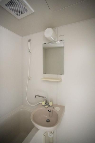 ホーメスト中島B 部屋画像