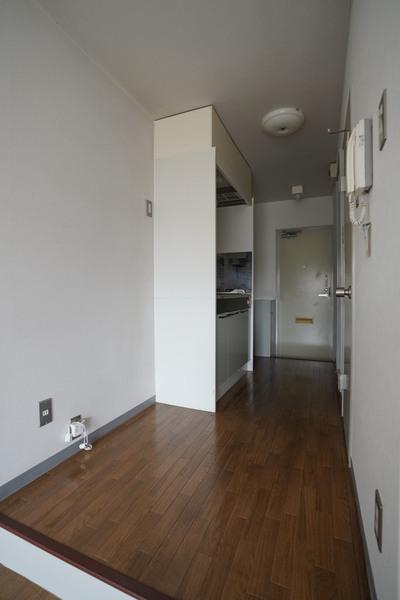 ホーメスト中島B 部屋画像