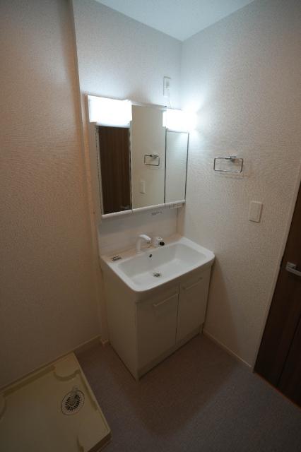 サンフォレストハルレイ 洗面