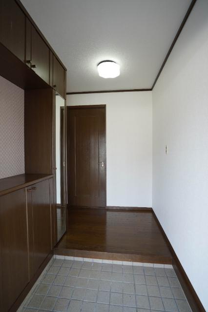 長船平屋 玄関