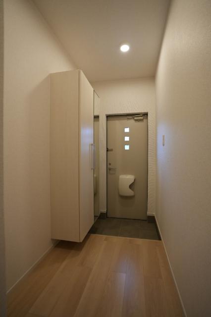 サンフォレストハルレイ 玄関