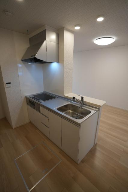 ロイヤルガーデン　フーアA 部屋画像