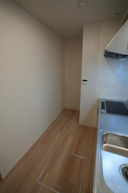 ロイヤルガーデン　フーアA 部屋画像