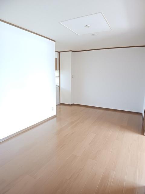 プラスペラティＣ（102） 室内