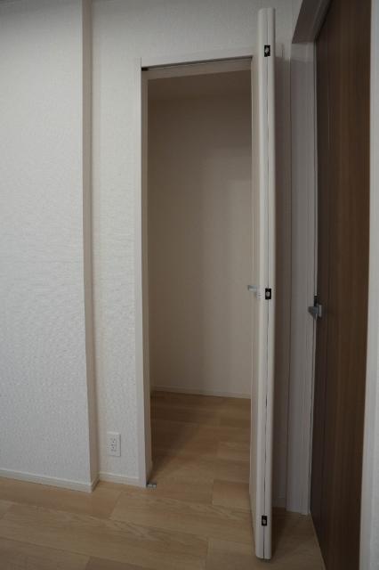 オランジェ 収納