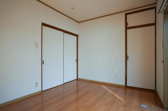 瀬戸町沖借家(南側中) 部屋画像