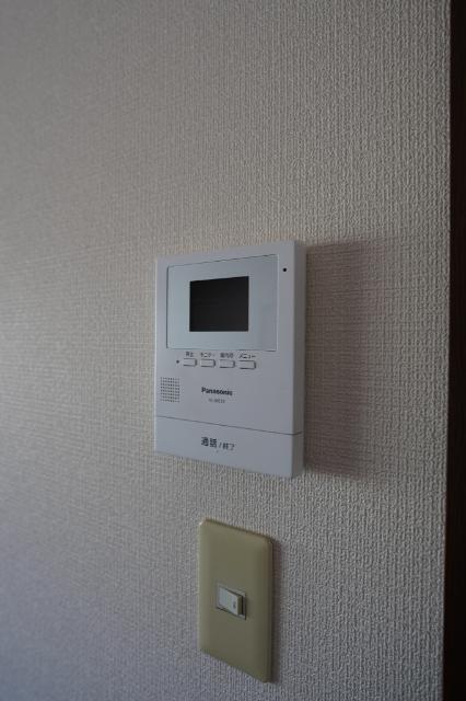 瀬戸町沖借家(南側中) 部屋画像