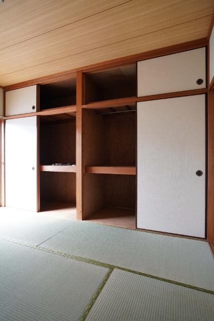 瀬戸町沖借家(南側中) 部屋画像