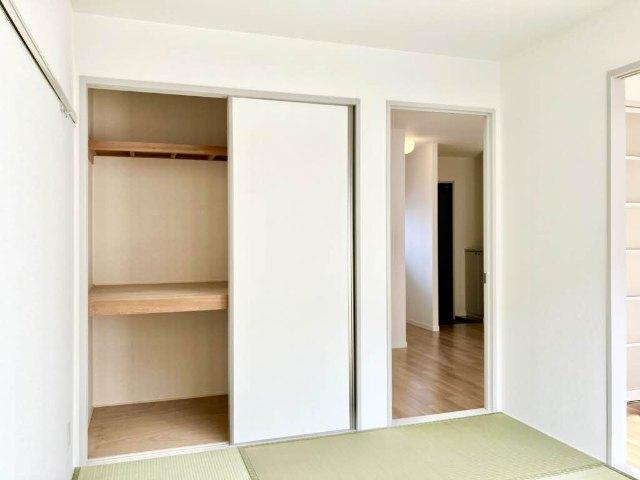 ヴィレッジ高島 A棟 収納