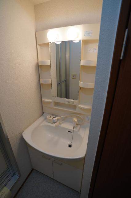 サンシャトウ A 部屋画像