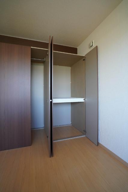 レザン　ヴェルジェ　B 収納