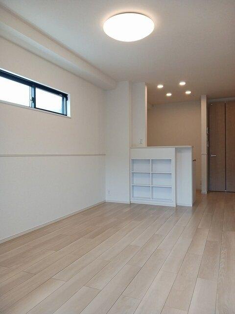 レジデンス寺地 リビング