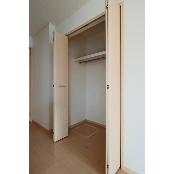 クレメント・エス 収納