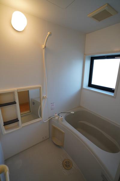 ヴィレッジ高島 A棟 部屋画像