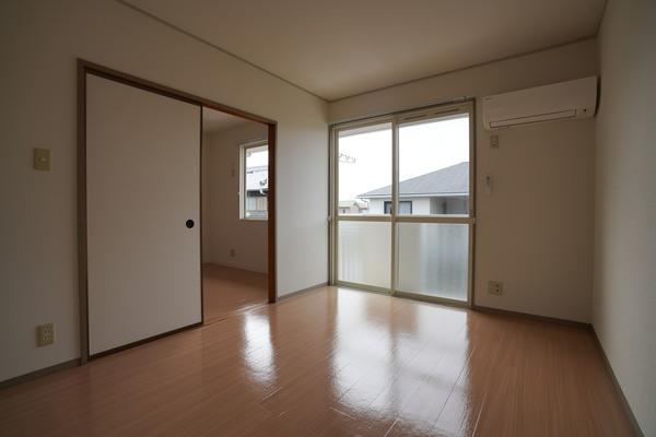 クレールシャトー吉田B棟 部屋画像