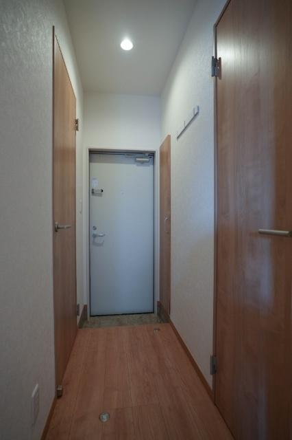 REGALEST 藤原光町 玄関