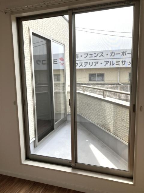 長岡戸建賃貸 バルコニー