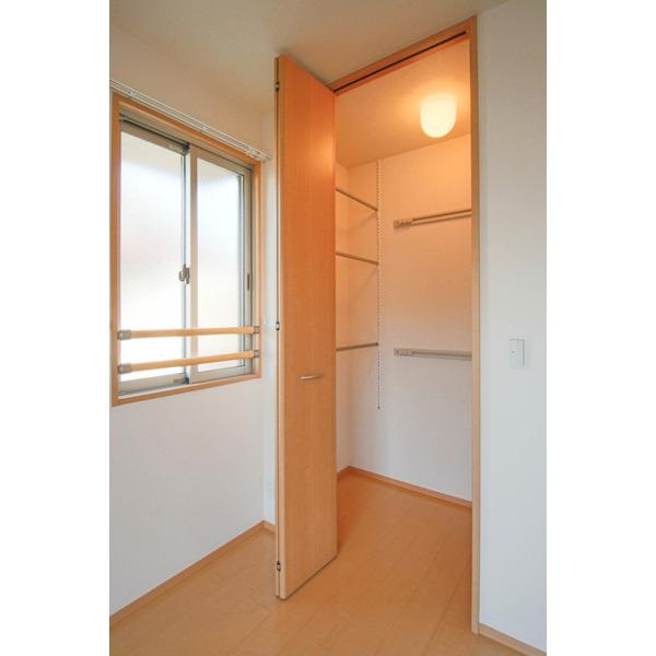 Sophia Kuin 部屋画像