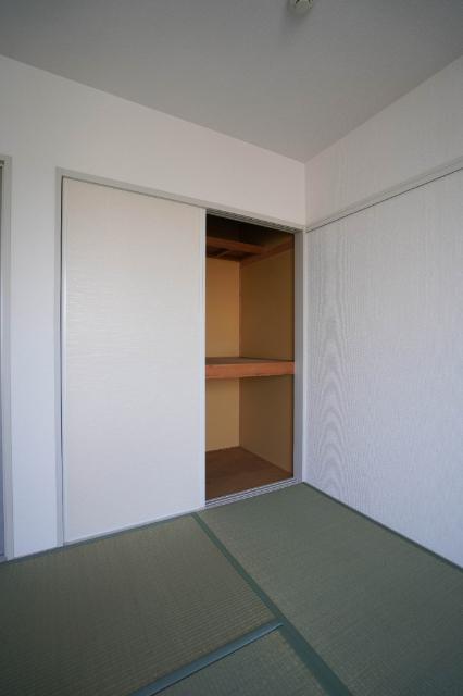 リバーサイド庄内 収納