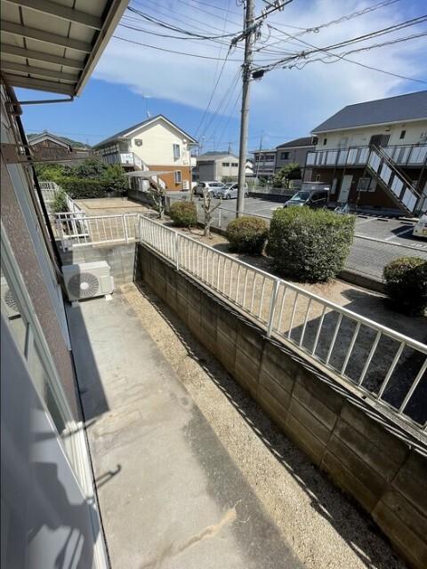 雨あがりの虹A棟 庭