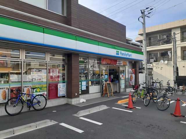 ファミリーマート岡大前店：388m