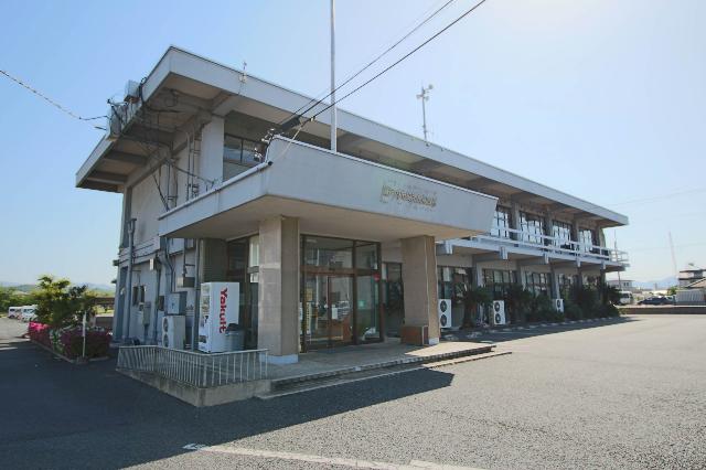 瀬戸内市役所長船支所：701m