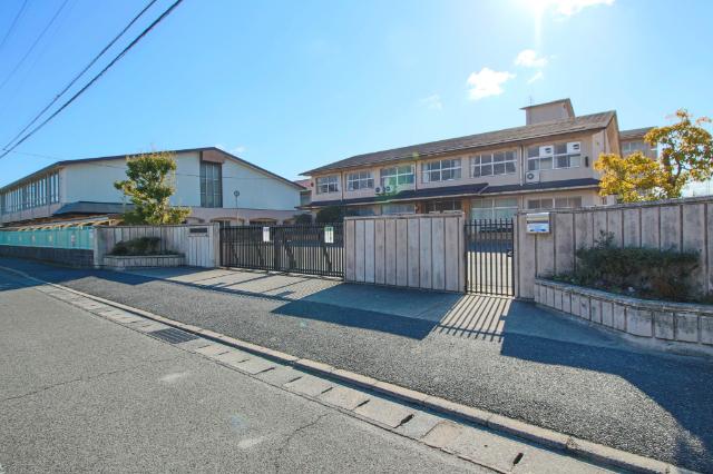 岡山市立富山中学校：2420m