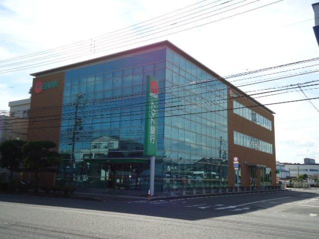 トマト銀行岡山南営業部：1242m