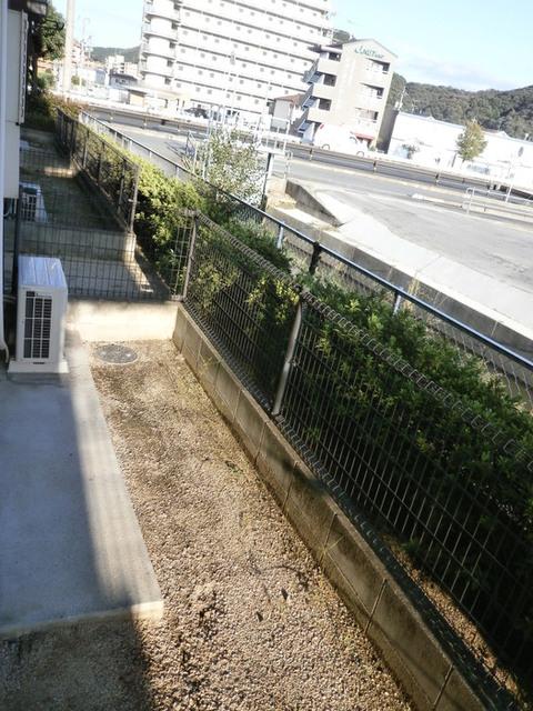 シャトレアン津高　A棟（A101） 庭