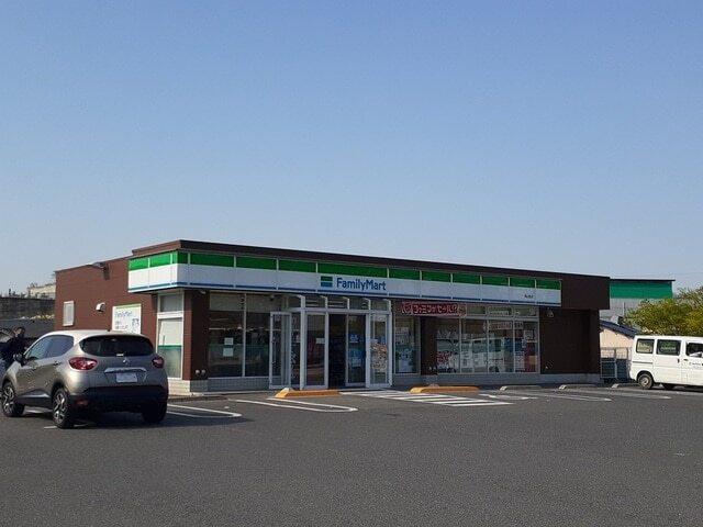 ファミリーマート岡山郡店：650m