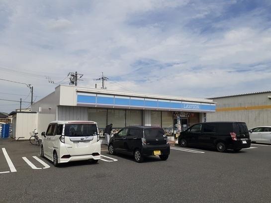 ローソン岡山洲崎店：550m