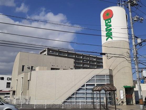トマト銀行 庭瀬支店：1800m