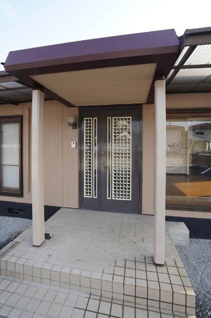 長船平屋 エントランス