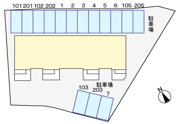 リンデンバウム・ナンバ 駐車場