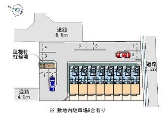 レオネクスト倉富 駐車場