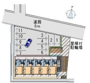 レオパレスＥｍｐｒｅｓｓ 駐車場