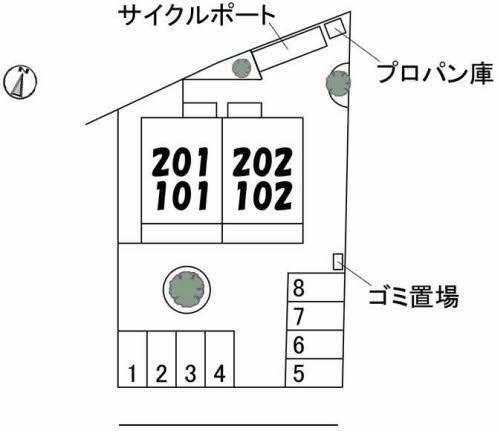 シャイン 駐車場