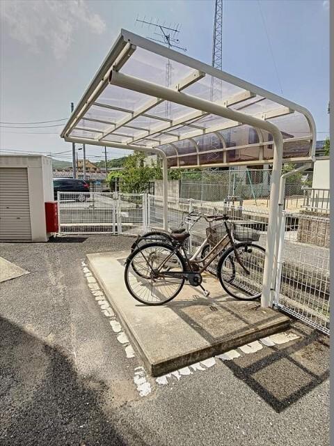 SAMAX PRENDRE 駐車場