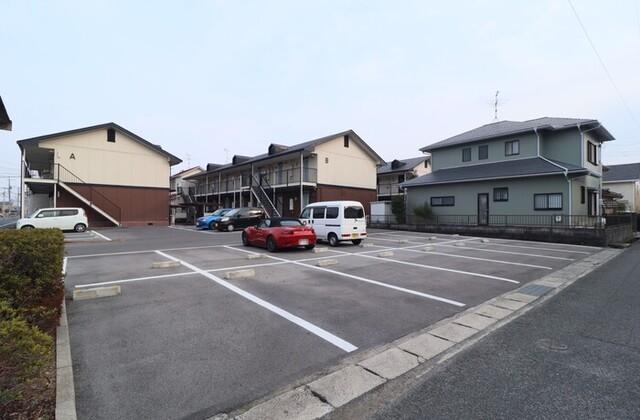 メゾンたちばな　A棟（A102） 駐車場