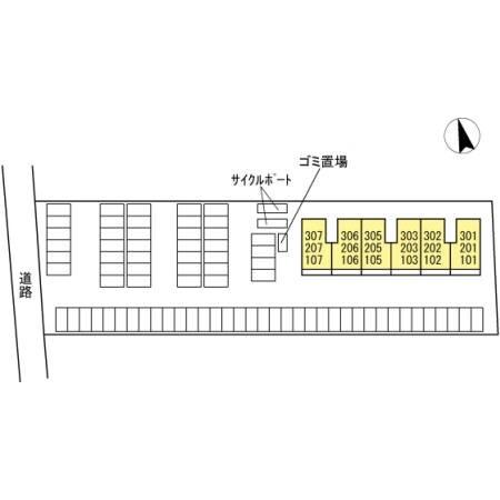 エストレーラ 駐車場