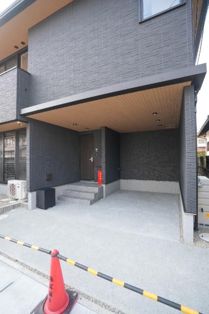 レガーレ原尾島 駐車場